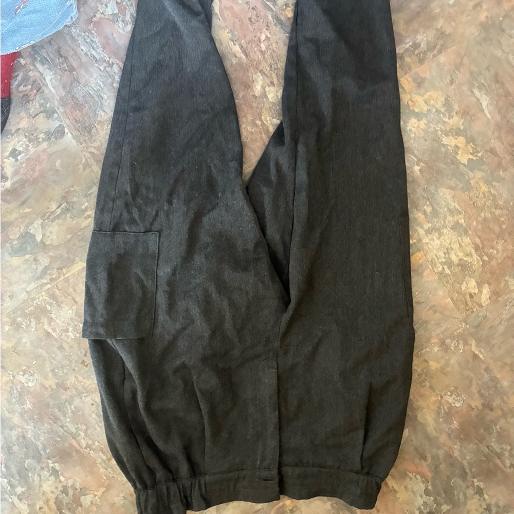 Zara Cargo Pants - Picture 2 of 6